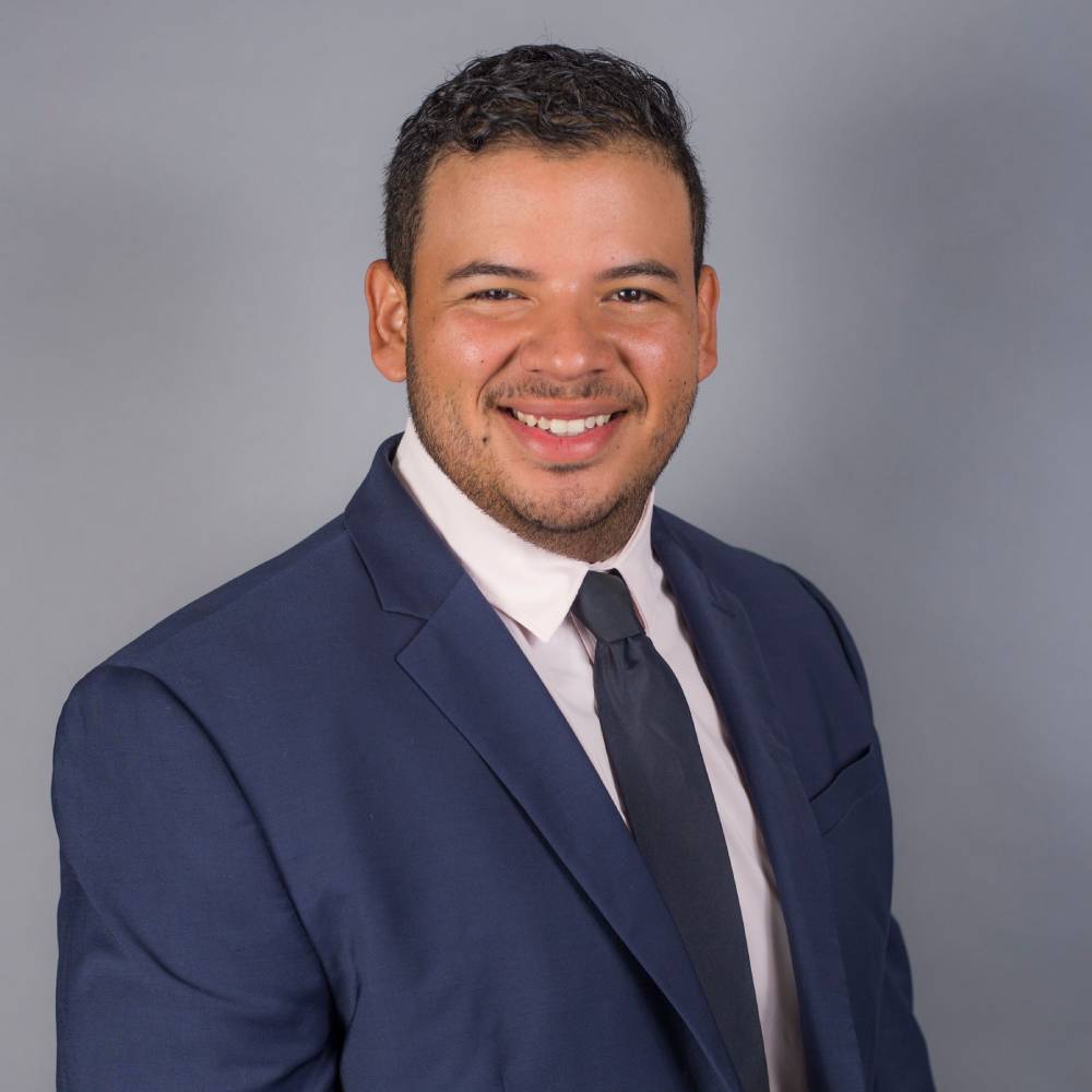 Leopoldo Gonzalez - Mortgage Advisor<br>NMLS #1684159 -  